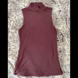 Express plum mock neck